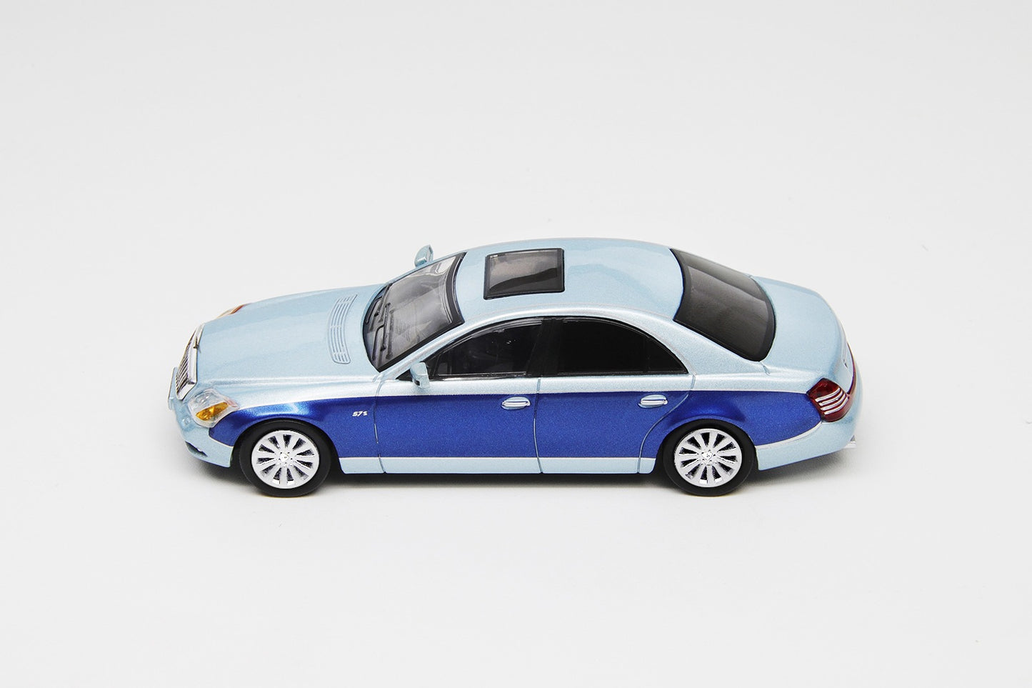 (Pre-Order)(LL-123-97)Maybach 57S (Blue)