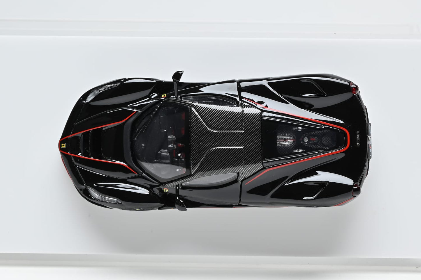 Street Buster - Ferrari LaFerrari F150 (Nero Daytona) (Silver Rims)