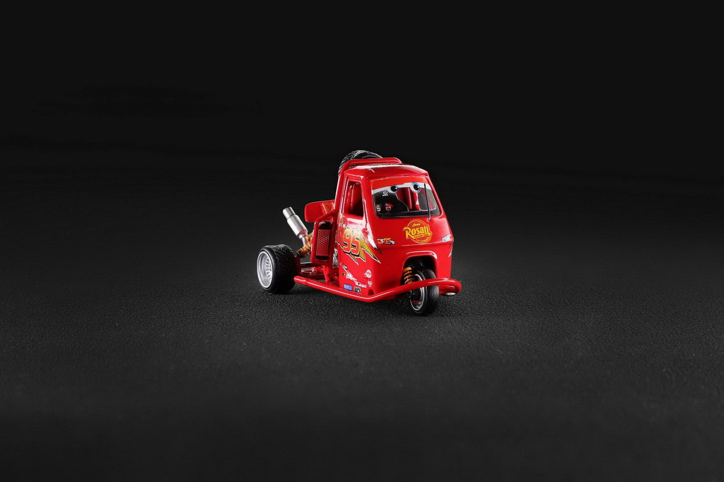 (Pre-Order) Liberty 64- Piaggio Ape Tuning (McQueen Livery)