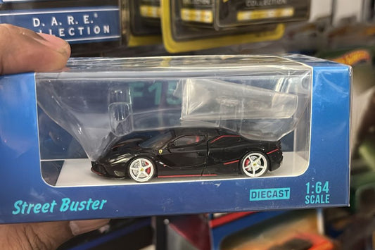 Street Buster - Ferrari LaFerrari F150 (Nero Daytona) (Silver Rims)
